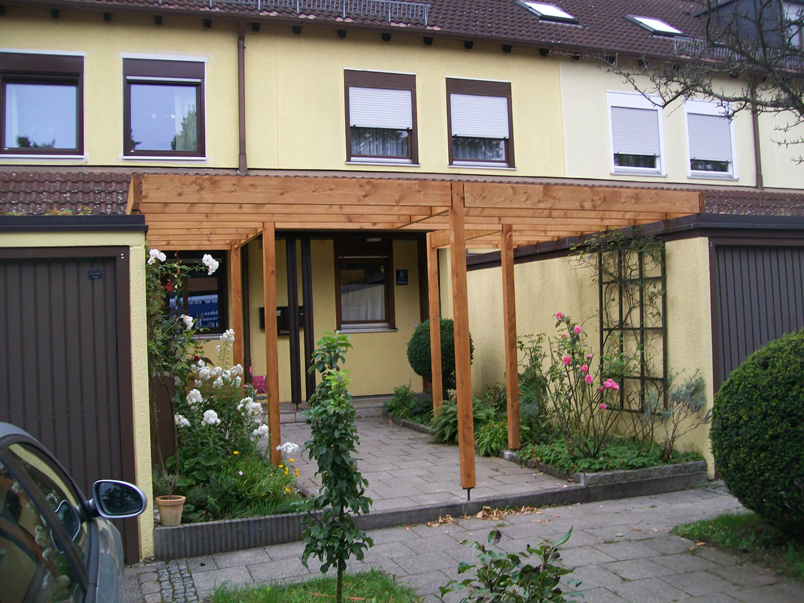 holzbau vordach